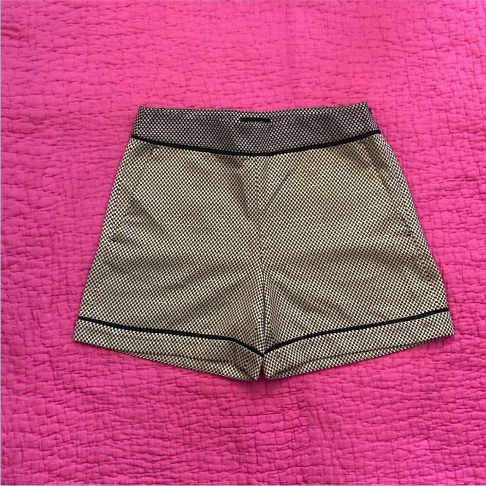Max&Co Stylish Black and White Women's Shorts, US2